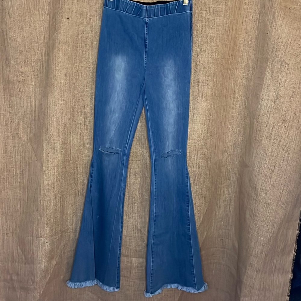 Bellbottom Jeans